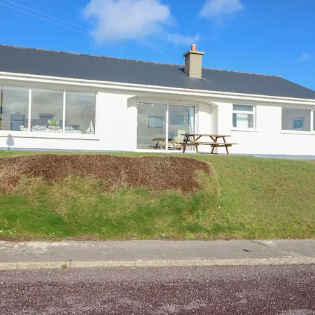 Holiday home Sea's The Dream *
